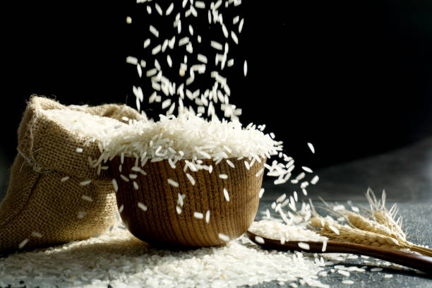 tastemeuk rice in a wooden bowl